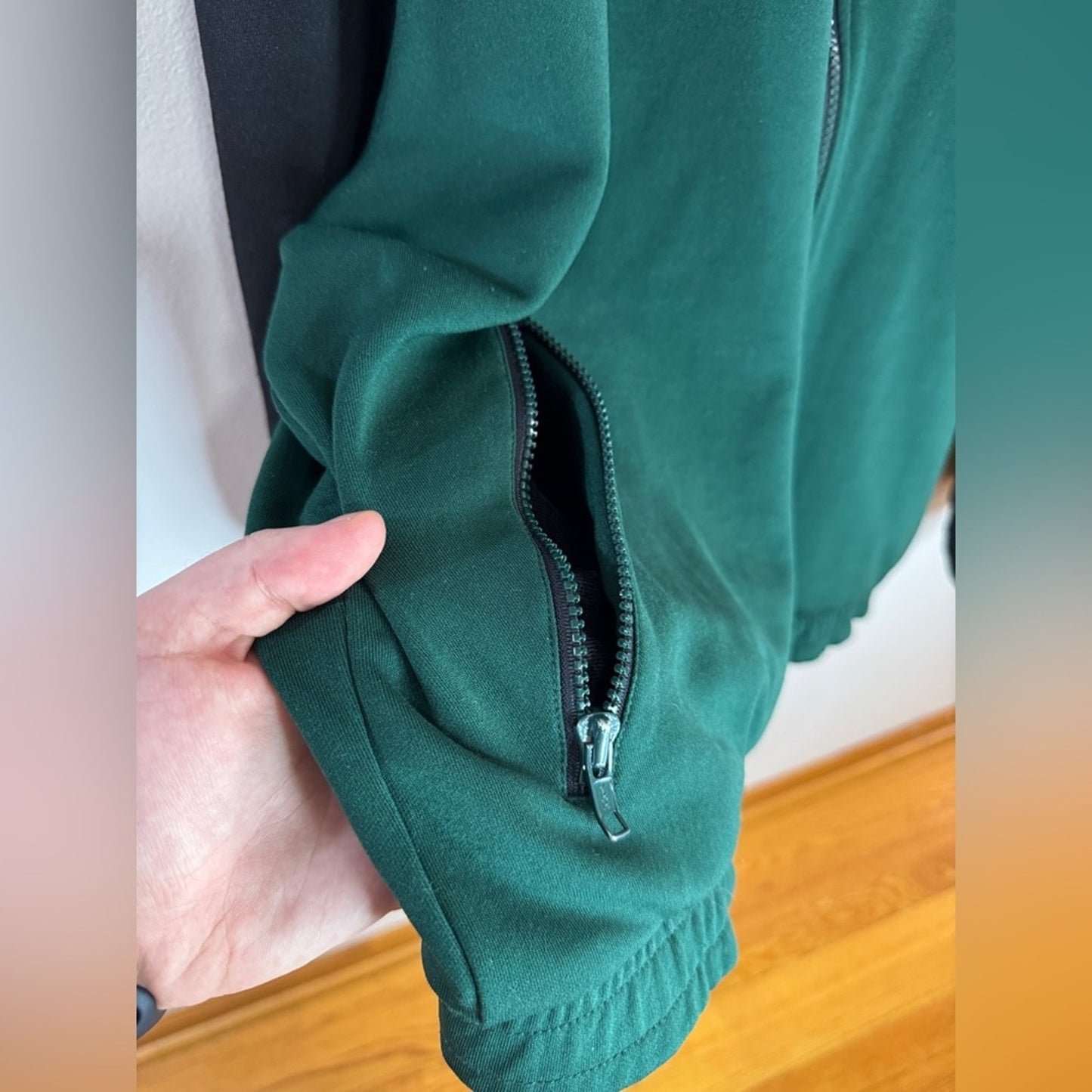 Pre-Owned XL Nike Vintage Dark Green and Black Zip Up Heavyweight Jacket