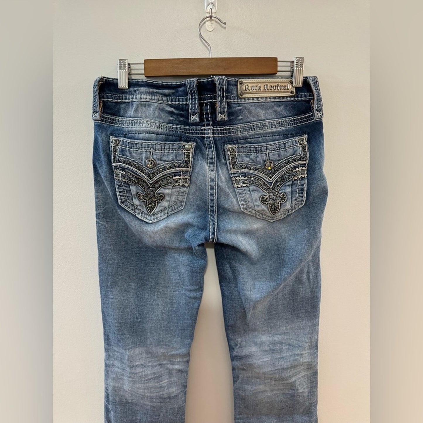 W28xL33 Rock Revival Blue Yanka Mid Rise Boot Rhinestone Embellished Jeans
