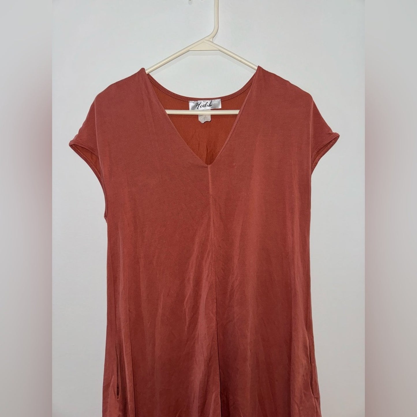 Pre-Owned SM Feelib Red Sleeveless Dress