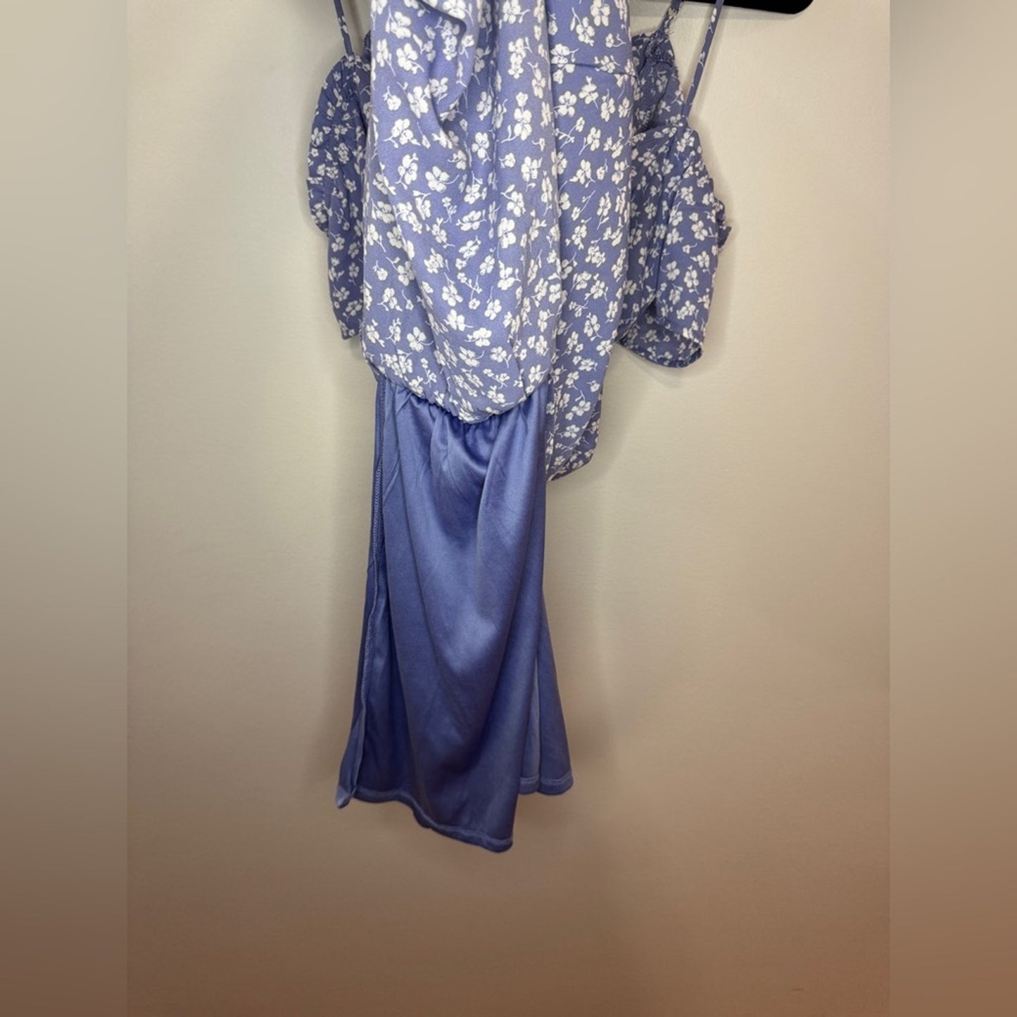 Pre-Owned MD Jessica Simpson Blue Floral Off the Shoulder Dress