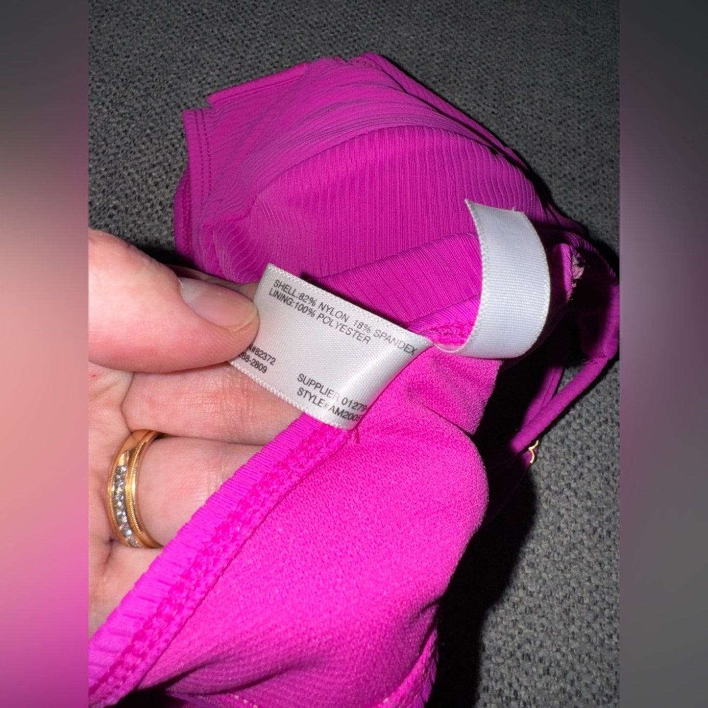 Pre-Owned LG Ambrielle Pink Ribbed Bikini Top