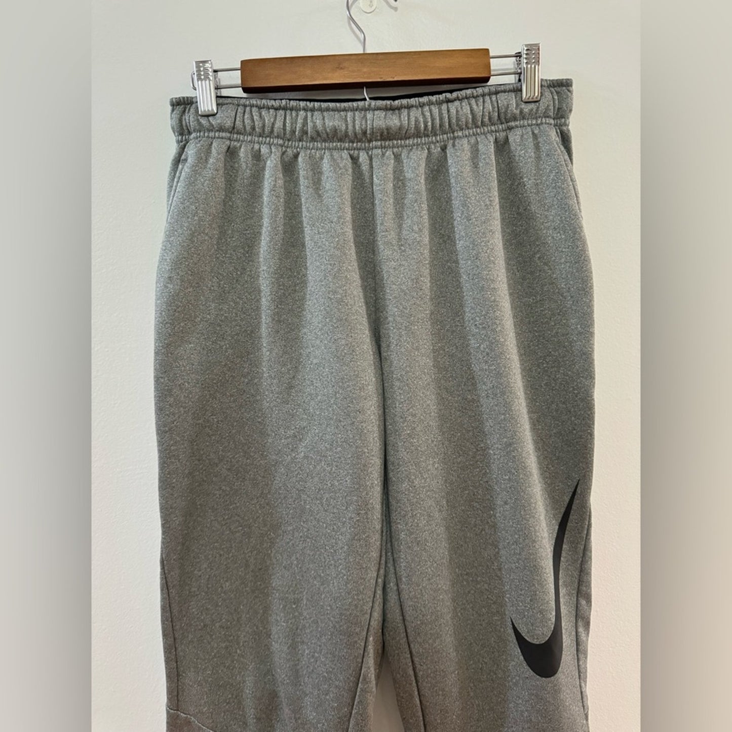 Pre-Owned MD Nike Dri-Fit Grey Logo Joggers