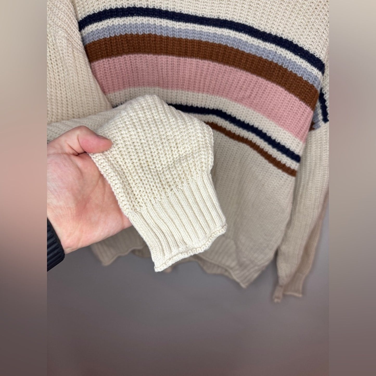 Pre-Owned MD American Eagle Cream Striped Knitted Sweater