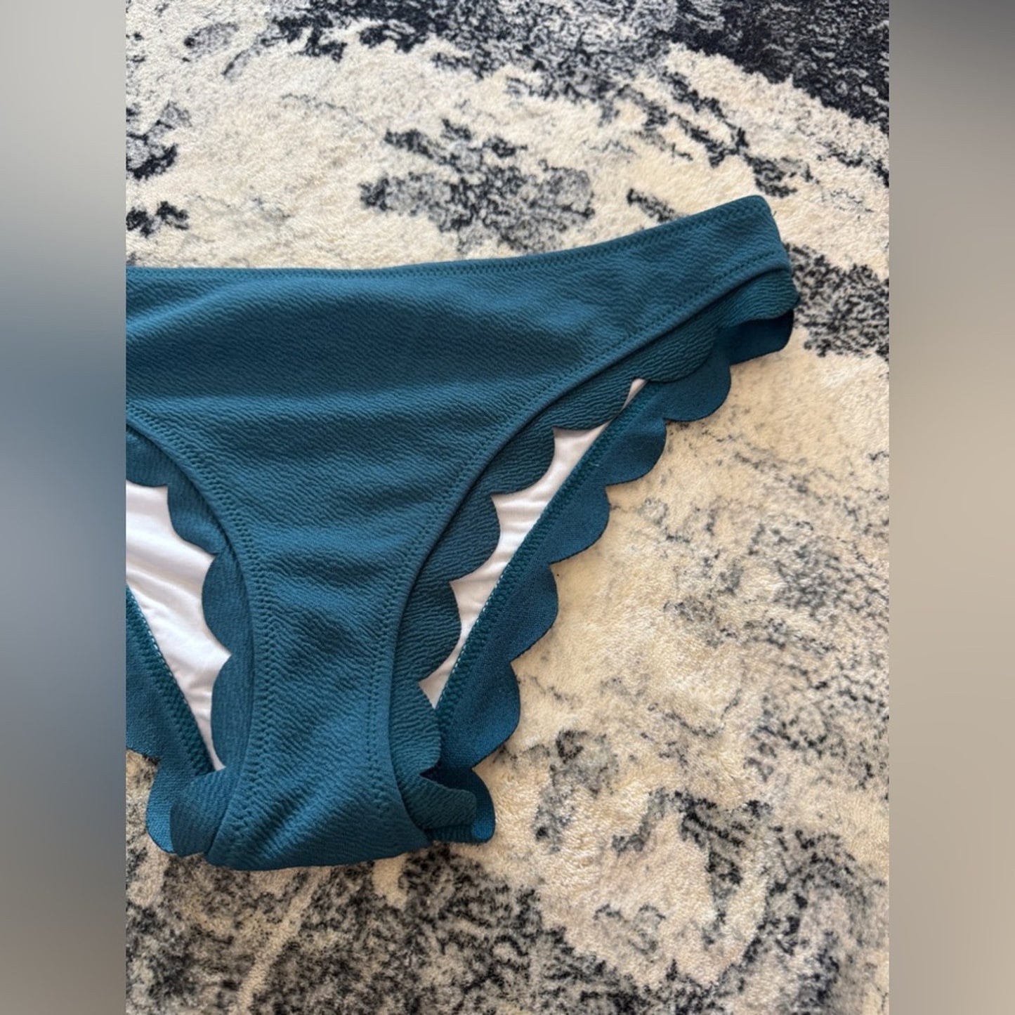 Pre-Owned LG Cupshe Teal Bikini Bottom