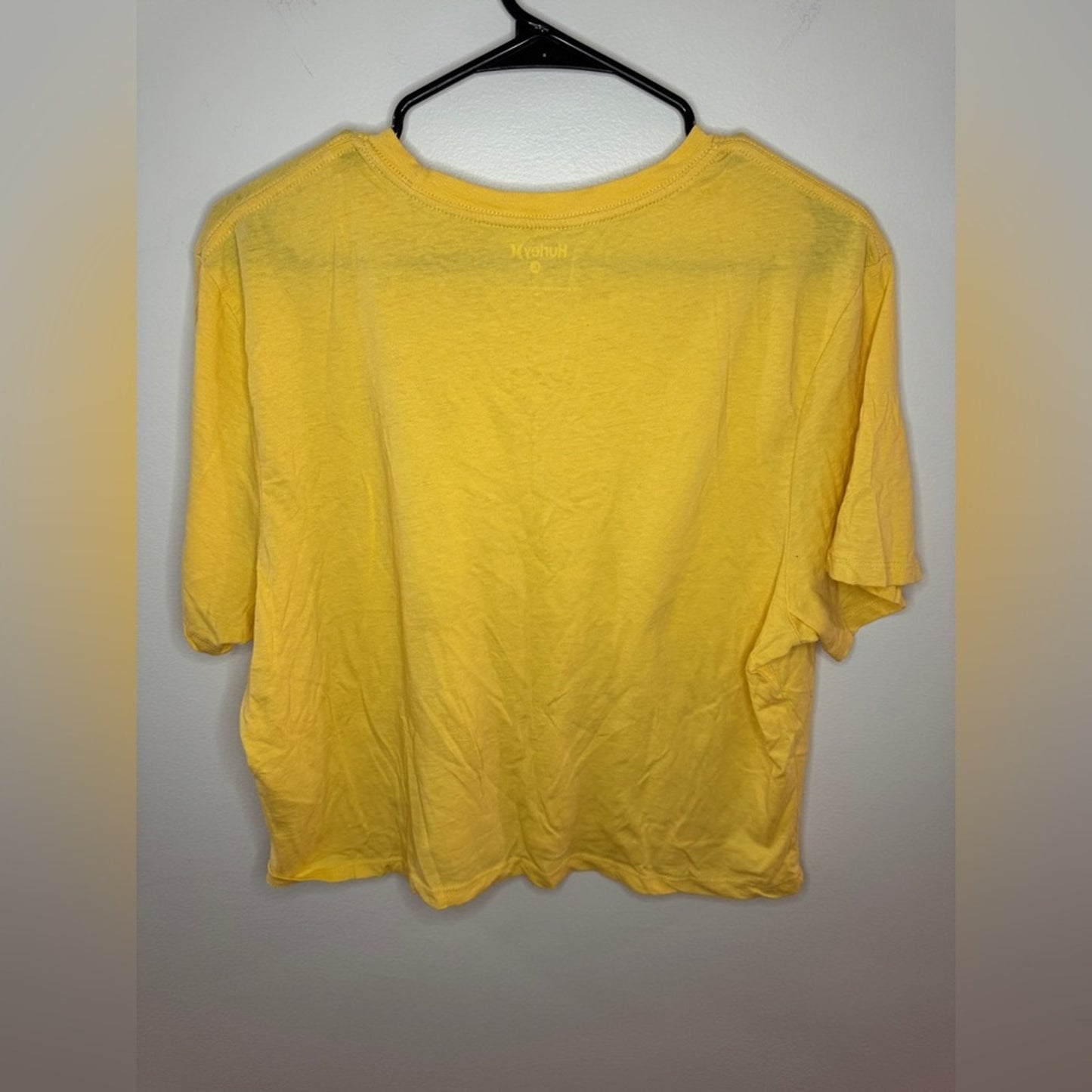 Pre-Owned XL Hurley Yellow Sun Graphic T-Shirt