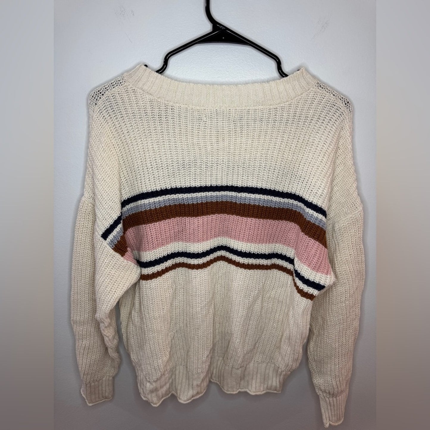 Pre-Owned MD American Eagle Cream Striped Knitted Sweater