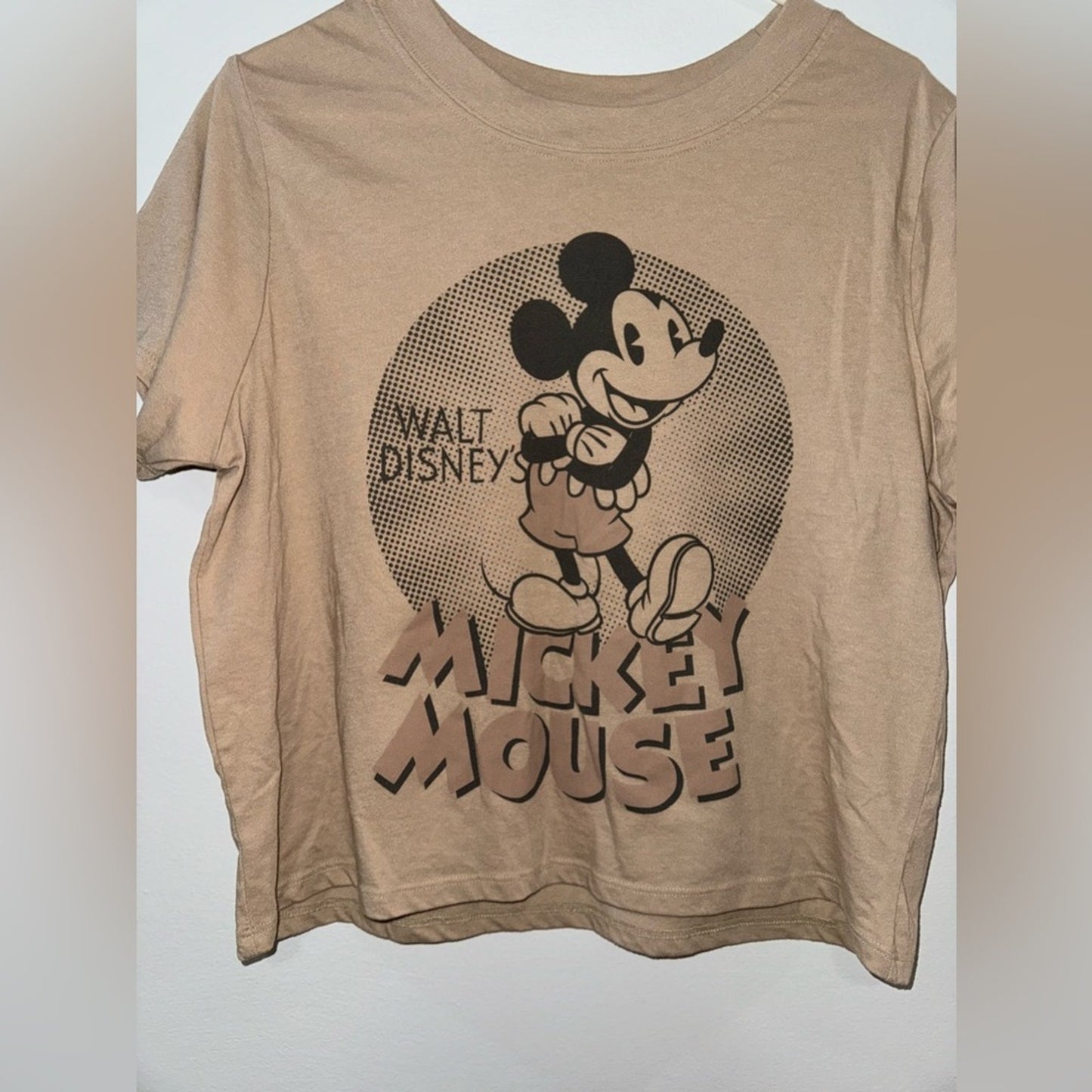 Pre-Owned LG Disney Tan Mickey Mouse Graphic T-shirt