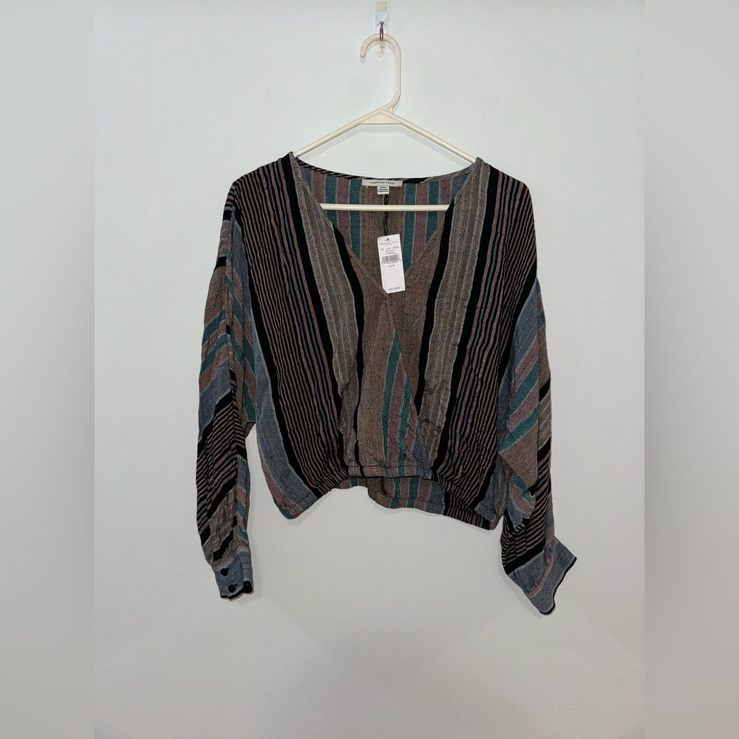 NWT MD American Eagle Black, Blue and Red Striped Long Sleeve Cropped Top