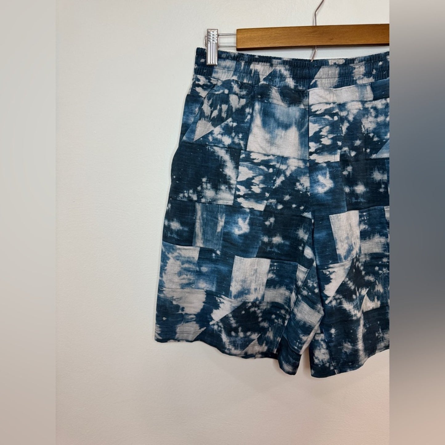 MD Lululemon 9” Inseam Lined Pace Breaker in Mini Bleached Indigo Starlight