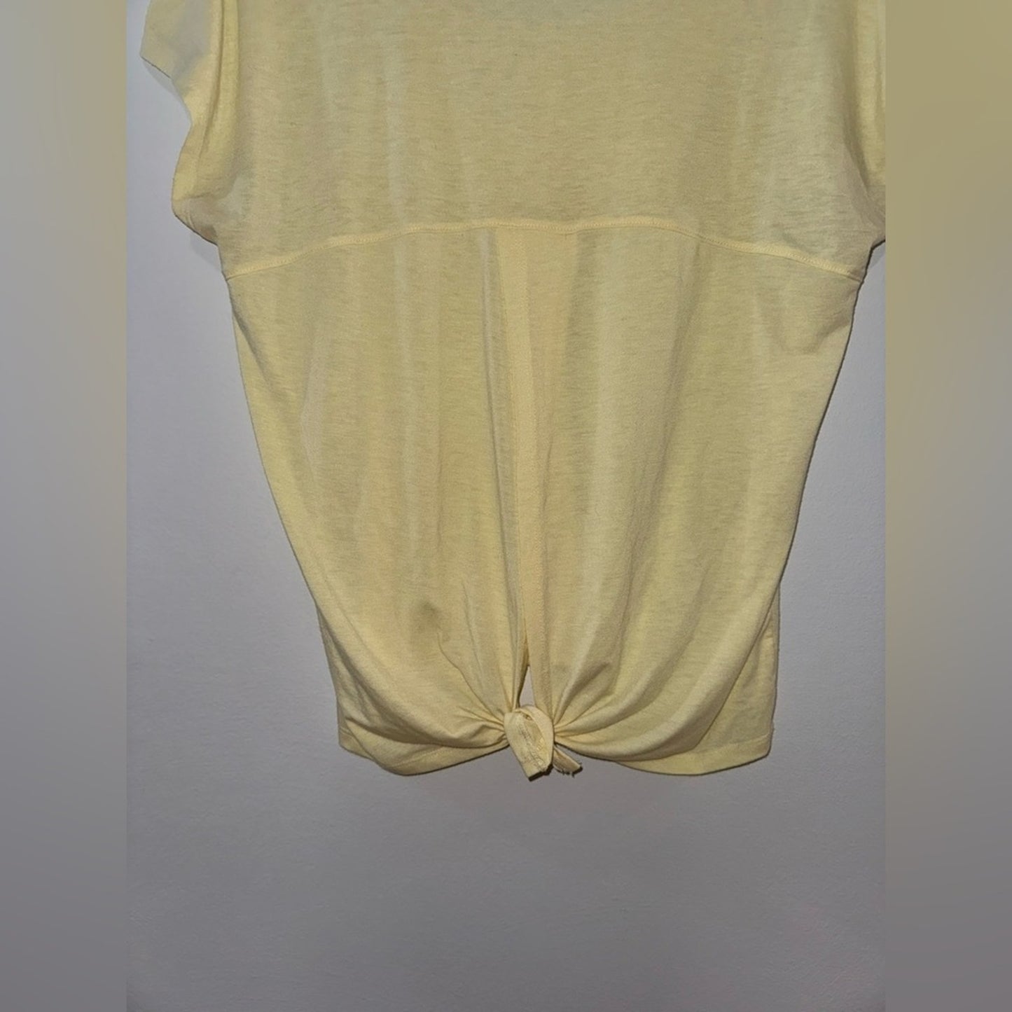 Pre-Owned MD RBX Yellow Open Tie Back Athletic Shirt
