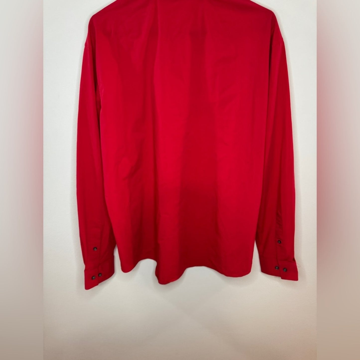 Pre-Owned XL Van Huesen Red Flex Button Up Shirt