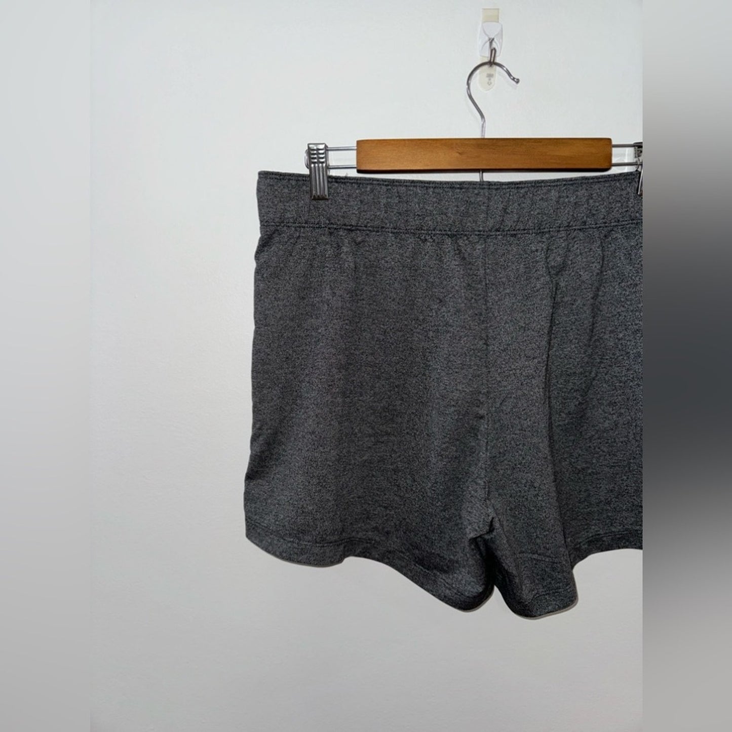 Pre-Owned LG Nike Dri-Fit Dark Grey Athletic Shorts