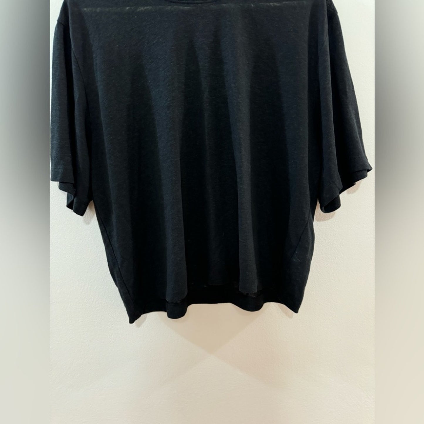 Pre-Owned LG Universal Thread Goods Co Black Sheer T-Shirt