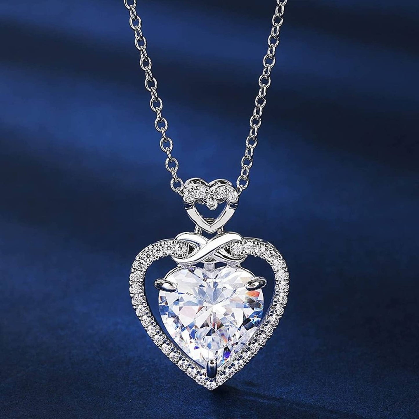 Kraus-Moller Heart Love Necklaces for Women Color Silver Necklace Set Simple