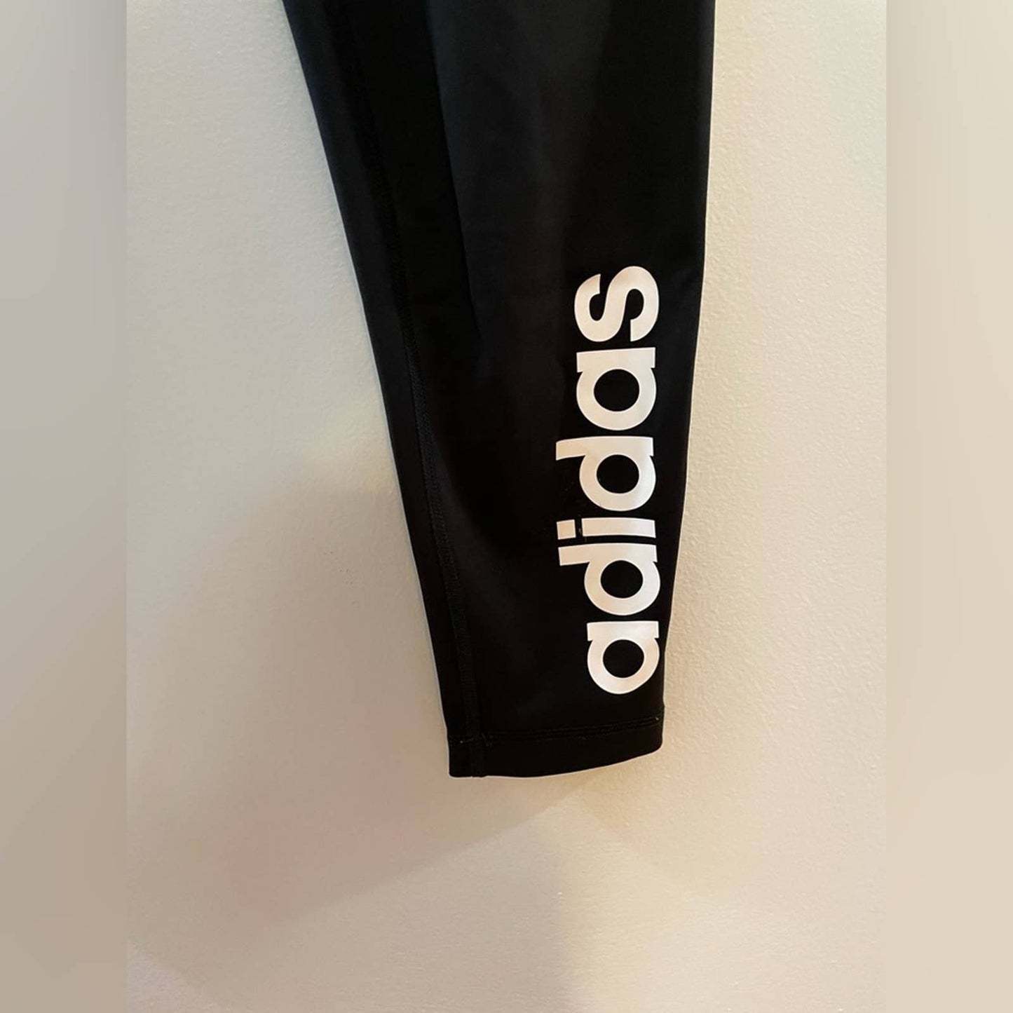 LG Adidas AeroReady Athletic Leggings