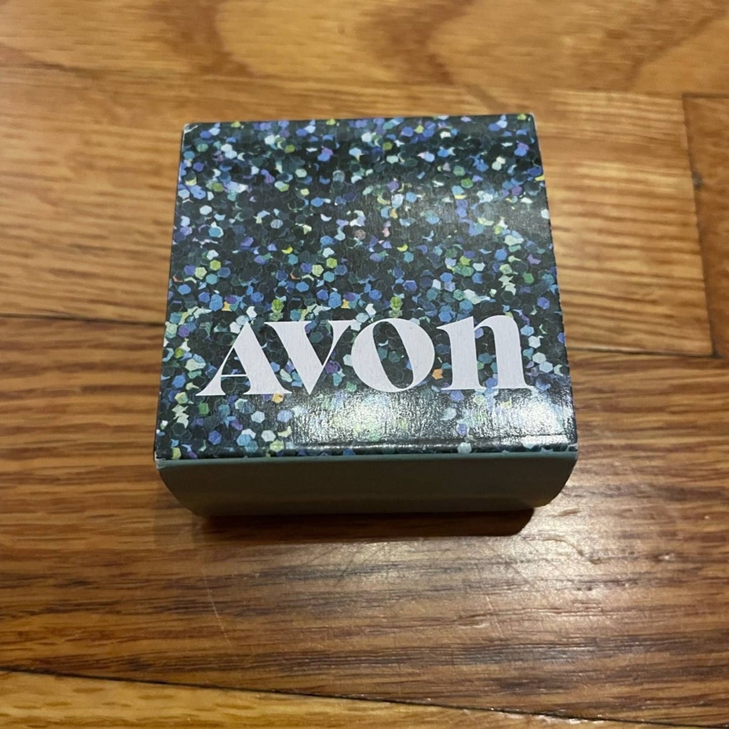 Avon 3PC Bracelet Gift Set Grey
