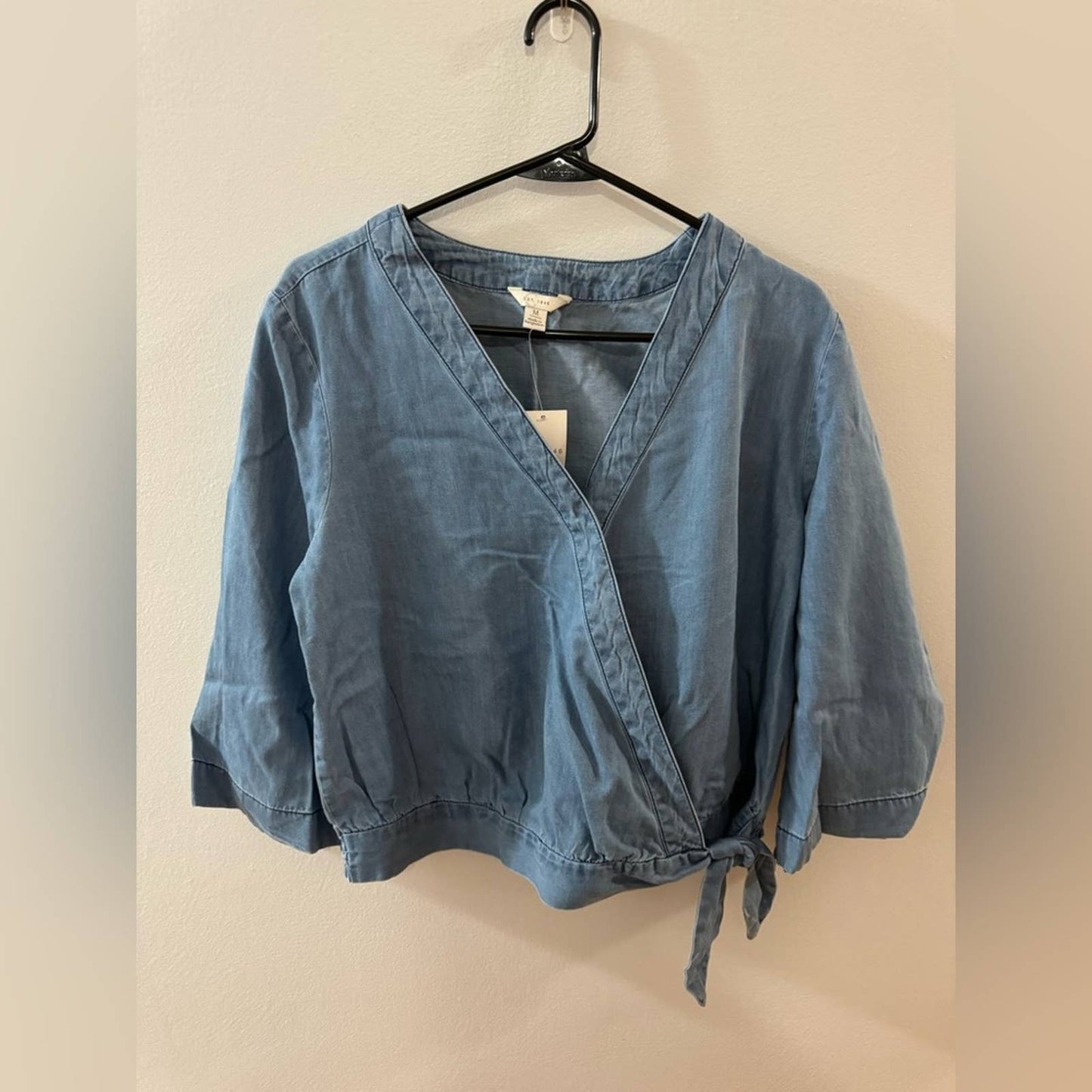 NWT MD Claire’s Long Sleeve Denim-Style Wrap/Tie Shirt