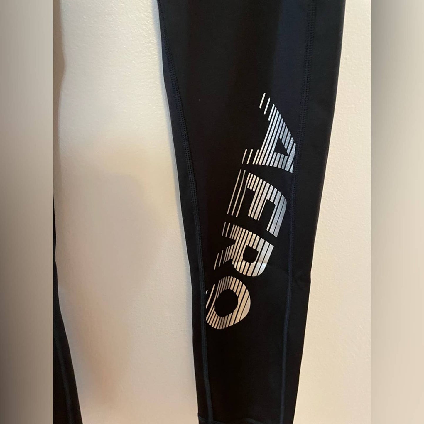 MD Aero Athletic Black Leggings