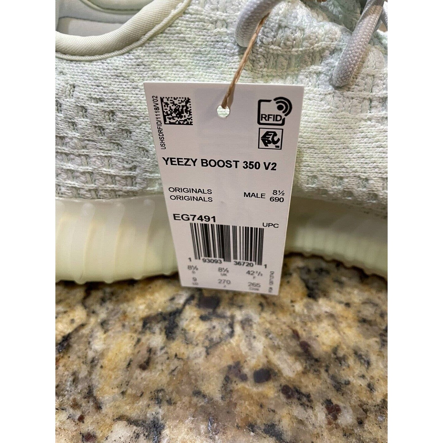 DS Adidas Yeezy 350 v2 Hyperspace Men’s Size 9 *SHIPS FAST*