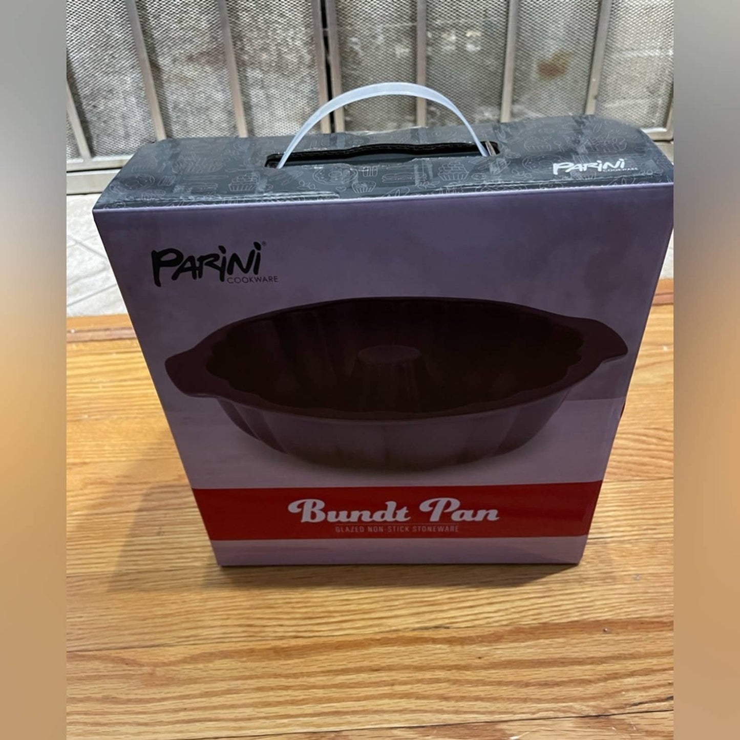 Parini Stoneware Bundt Pan