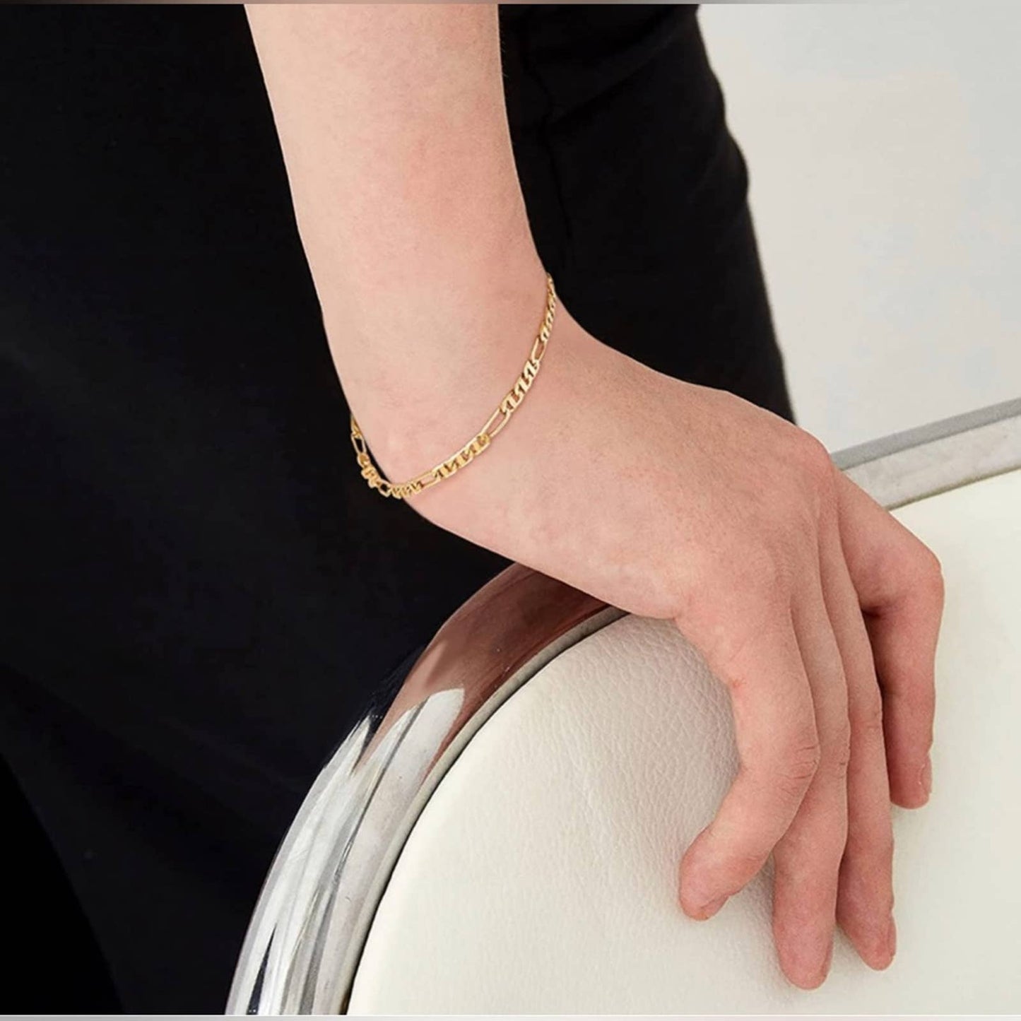 GDCOIN Dainty Gold Chain Bracelet 18K Gold Vacuum Plated Cuban Link Paperclip