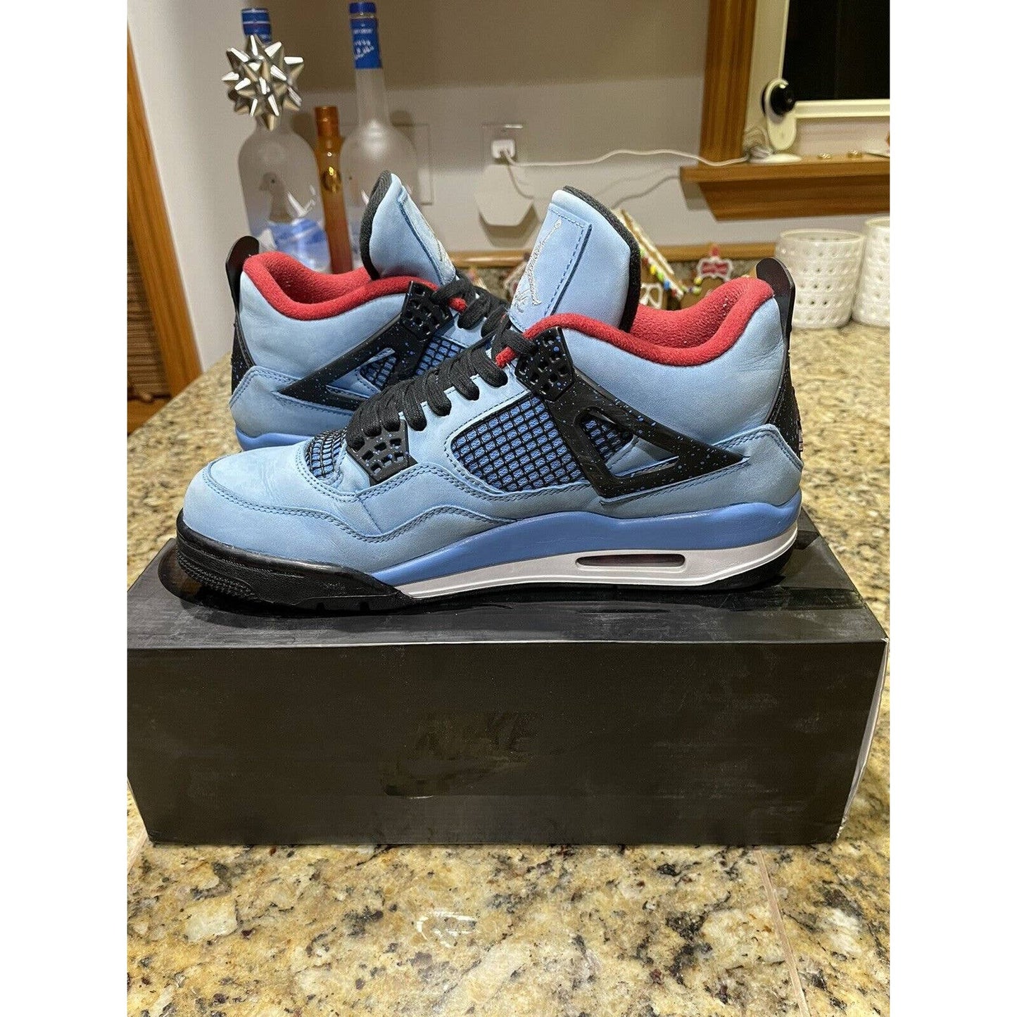 Air Jordan 4 Retro Travis Scott Cactus Jack Men’s Size 10 *SHIPS FAST*