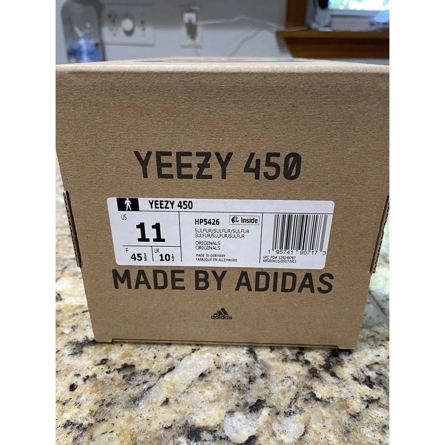 DS Adidas Yeezy 450 Sulfur Men’s Size 11 *SHIPS FAST*