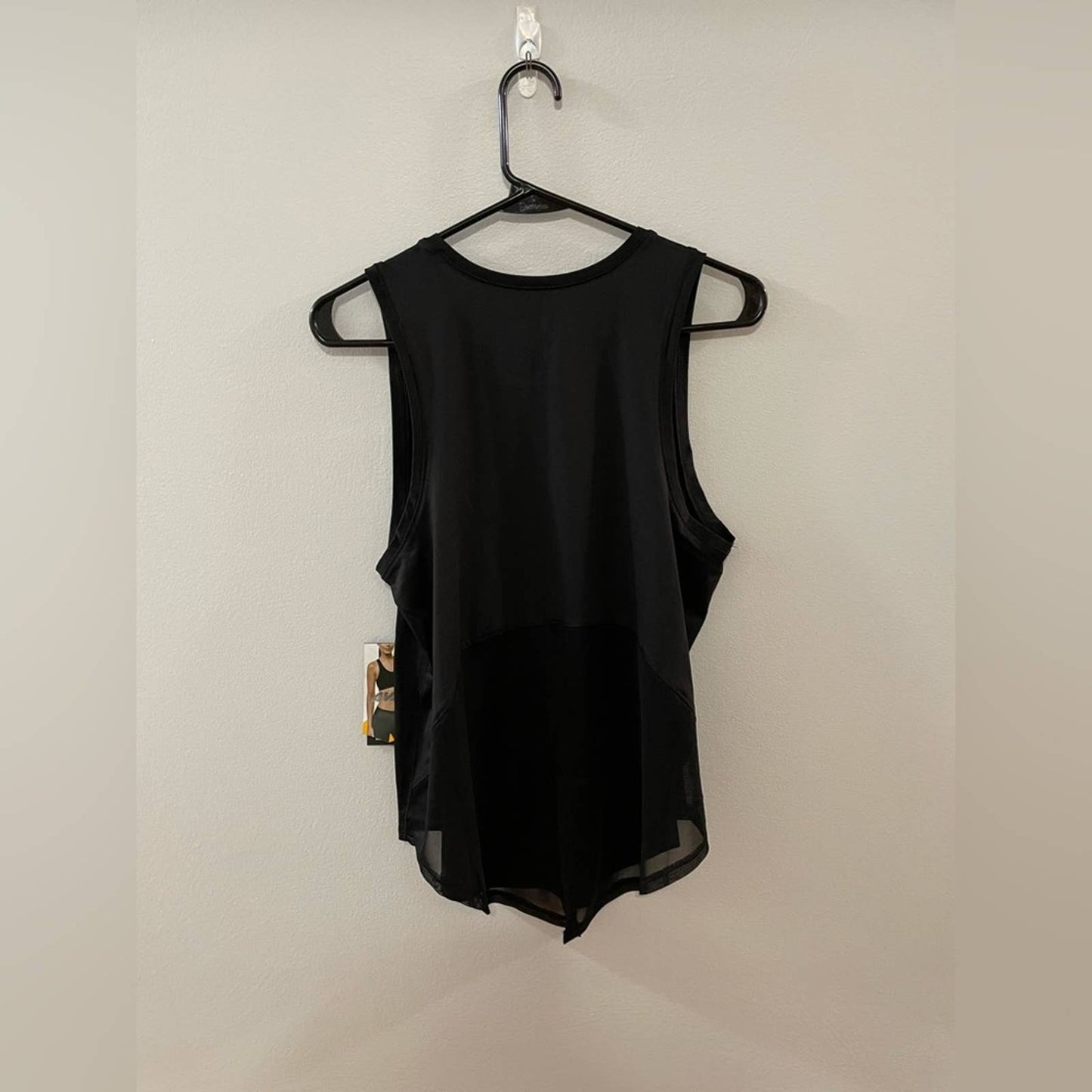 NWT SM AVIA Black Meshback Workout Top