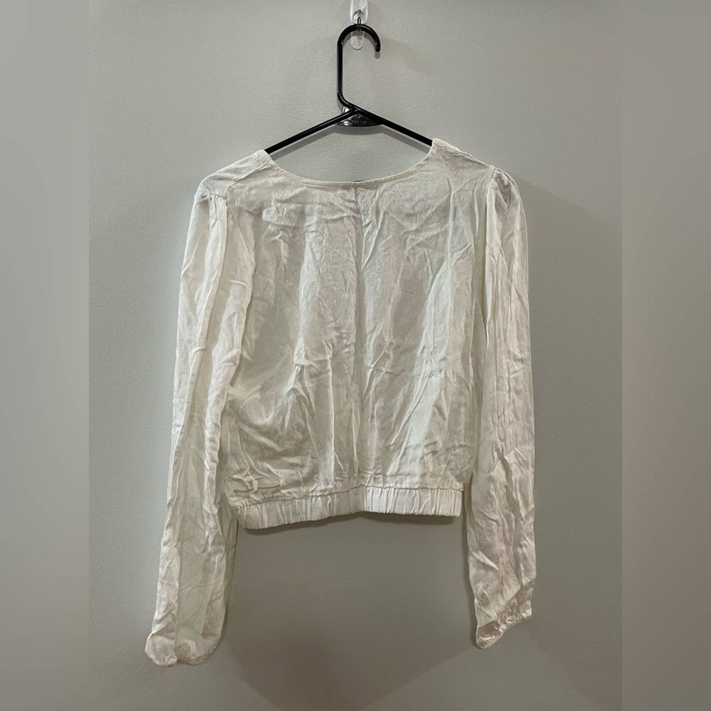 MD White Fashion Nova Cropped Long Sleeve Shirt