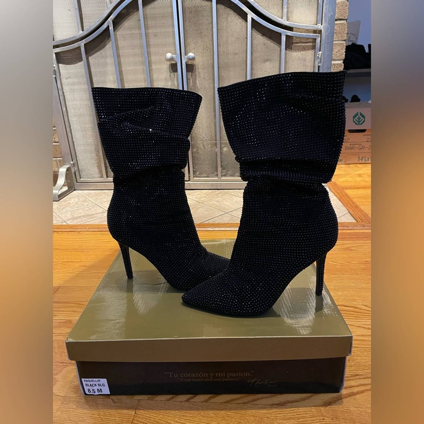 Size 8.5 Thalia Sodi High Heel Boot