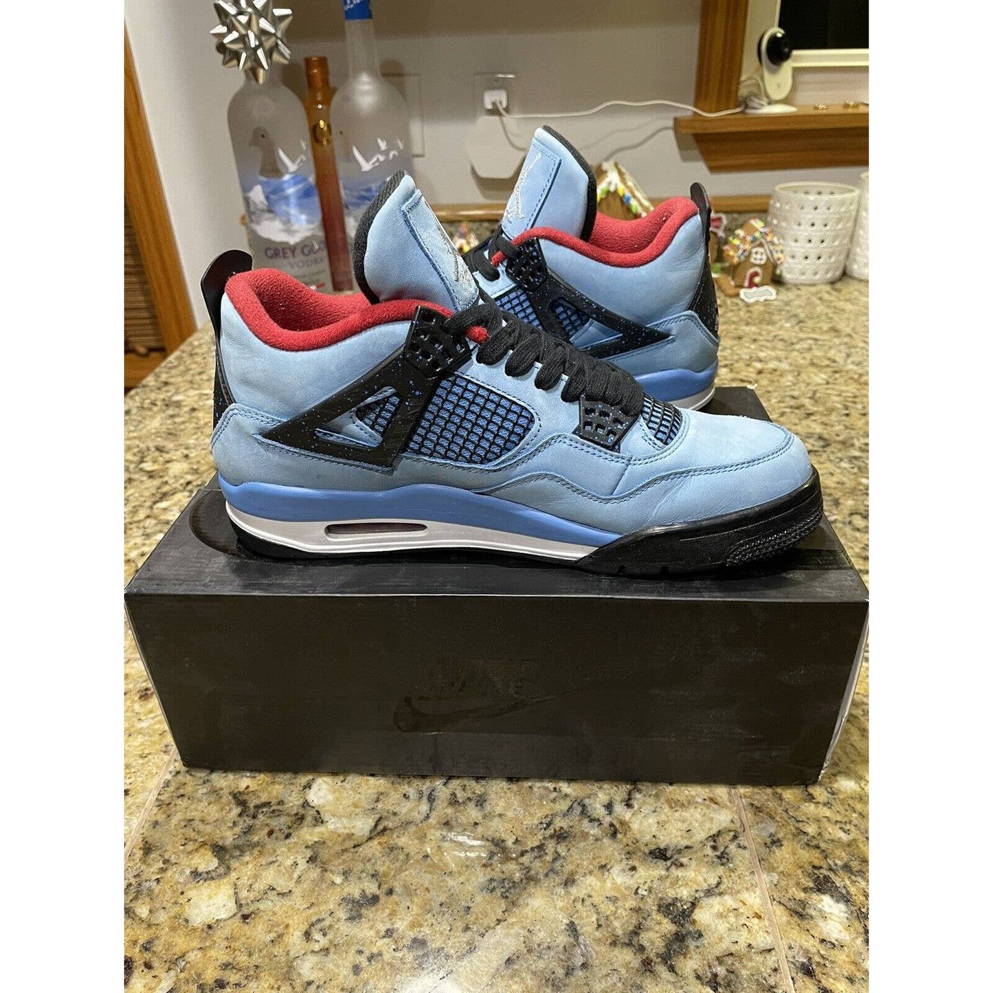 Air Jordan 4 Retro Travis Scott Cactus Jack Men’s Size 10 *SHIPS FAST*
