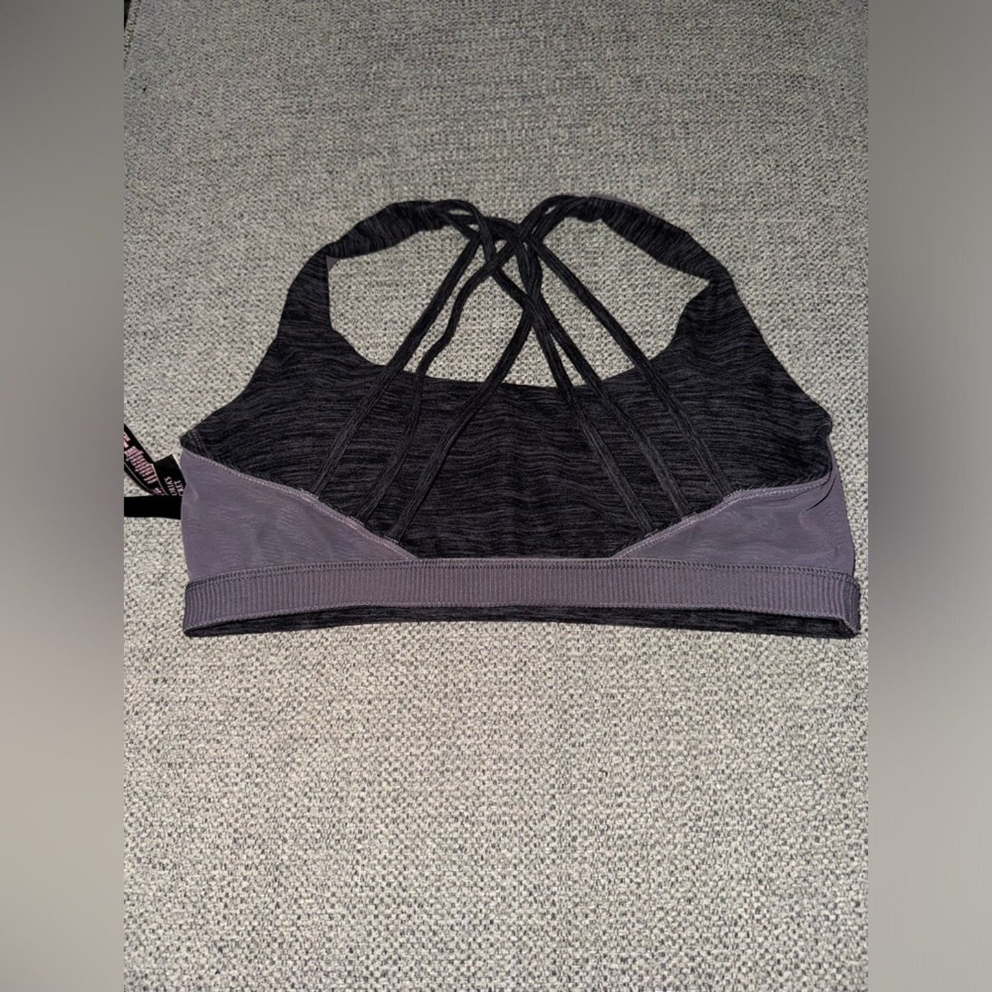 Pre-Owned MD Victoria’s Secret Dark Heather Grey Cross Back Sports Bra