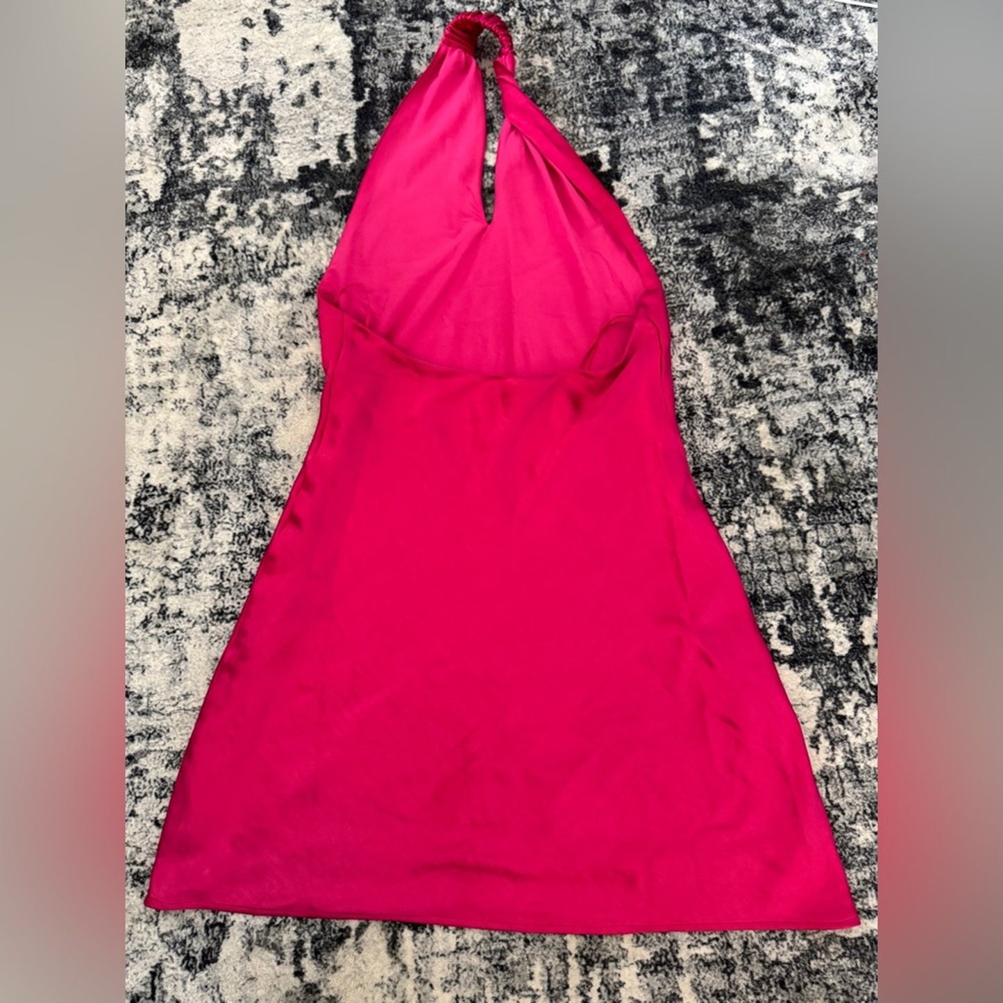 Pre-Owned Size 6 O.P.T. pink Stain Halter Dress