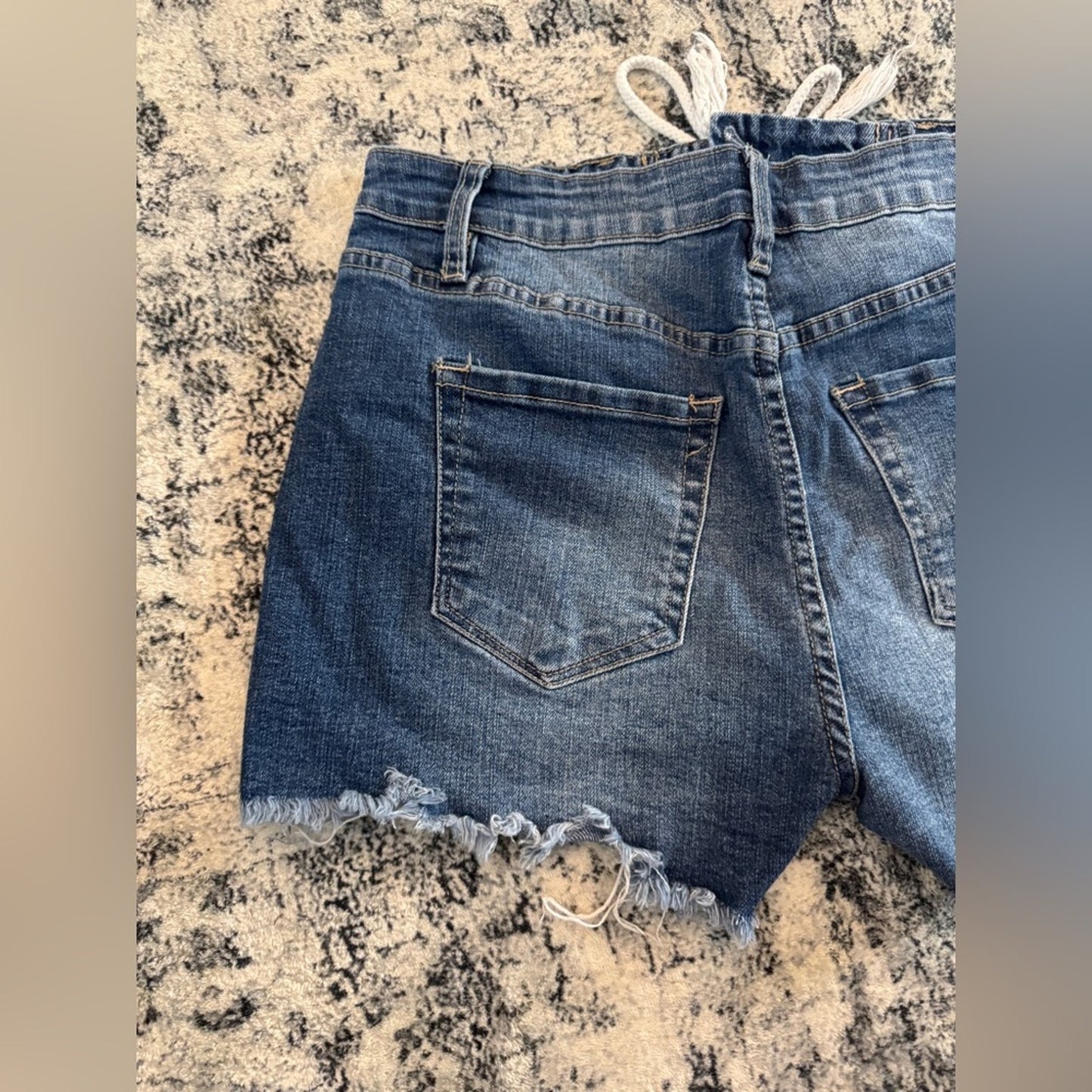 Pre-Owned Size 9 Fashion Nova Blue Distressed Tie Up Jean Shorts