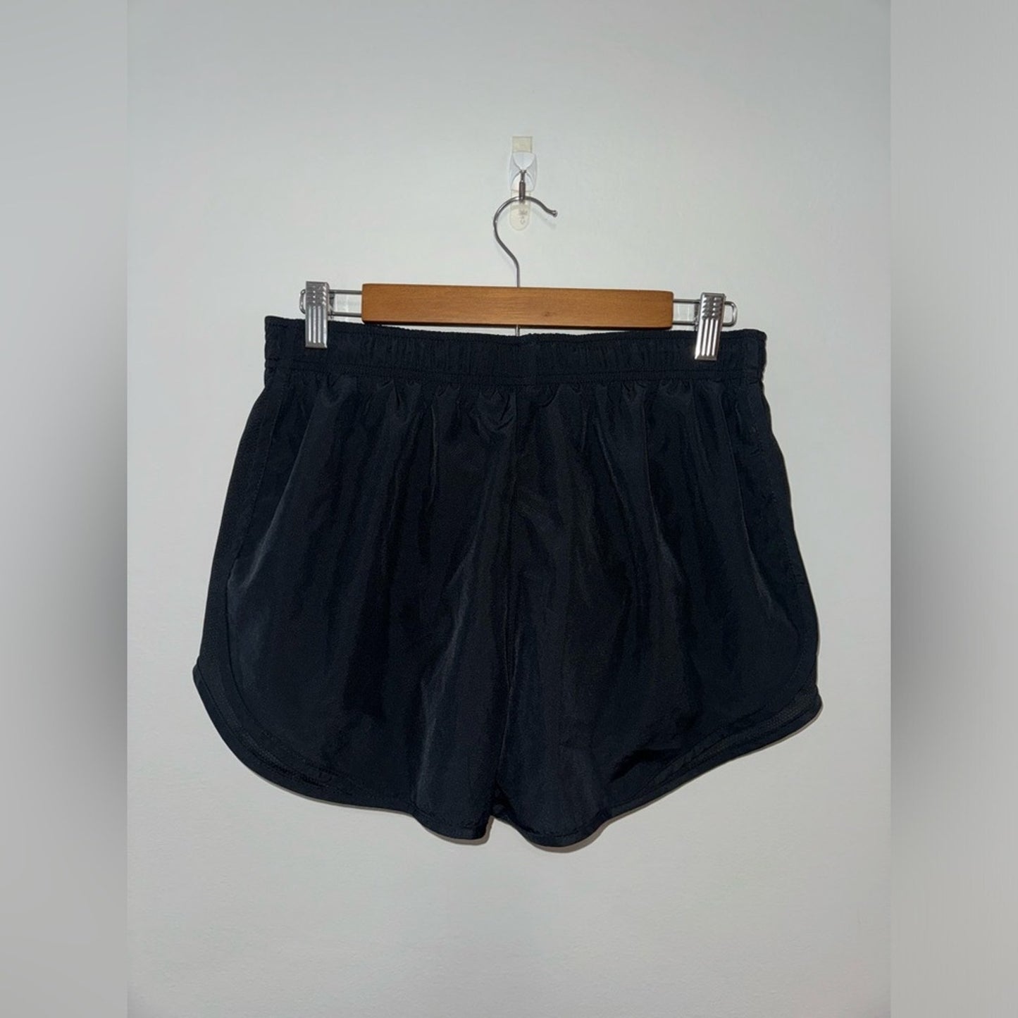 Pre-Owned LG Nike Dri-Fit Lined Black/White Check Shorts