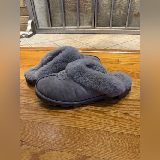 Pre-Owned Size W9 Ugg Light Grey Coquette Slipper