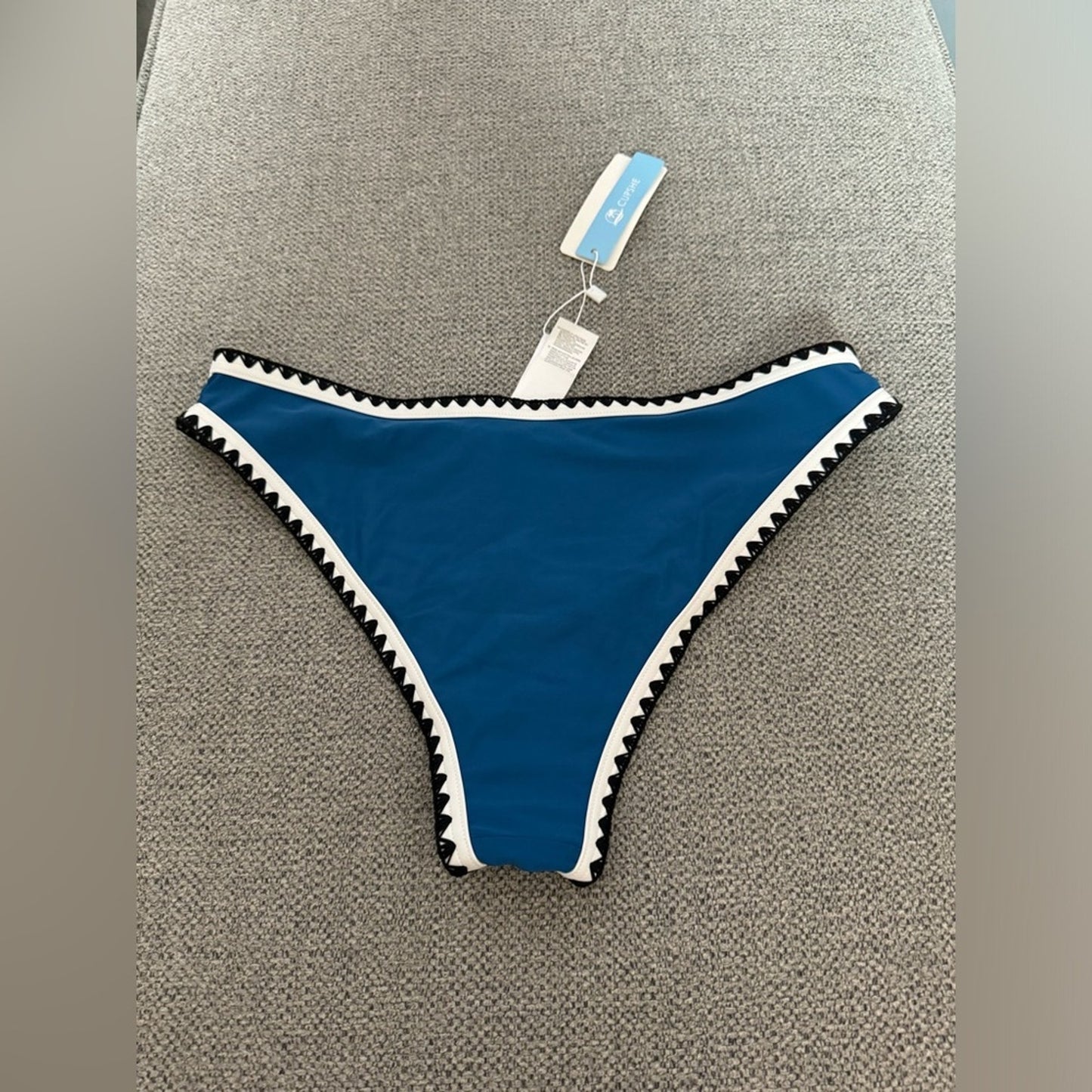 NWT MD Cupshe Blue w/Black & White Bottom Border Bikini