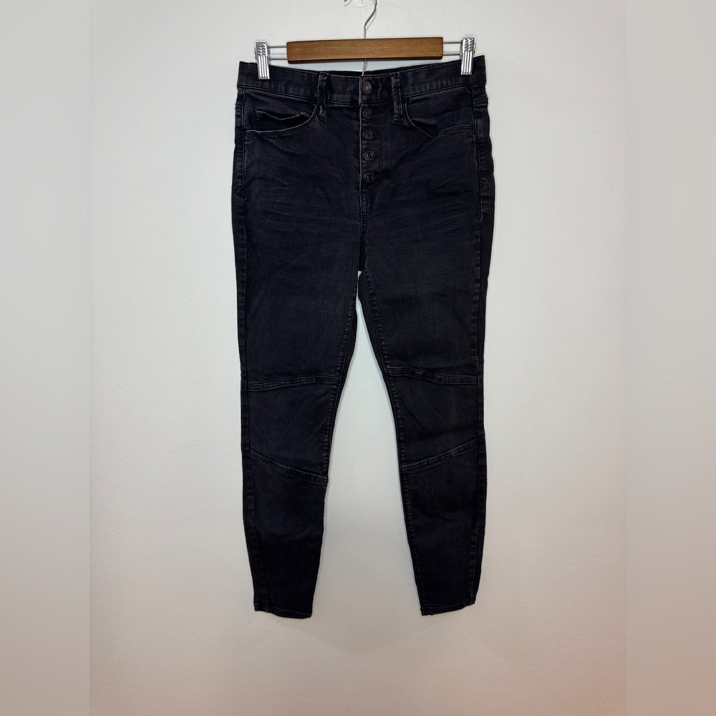 Pre-Owned Size 9 Mudd Black Button Fly High Size Jegging