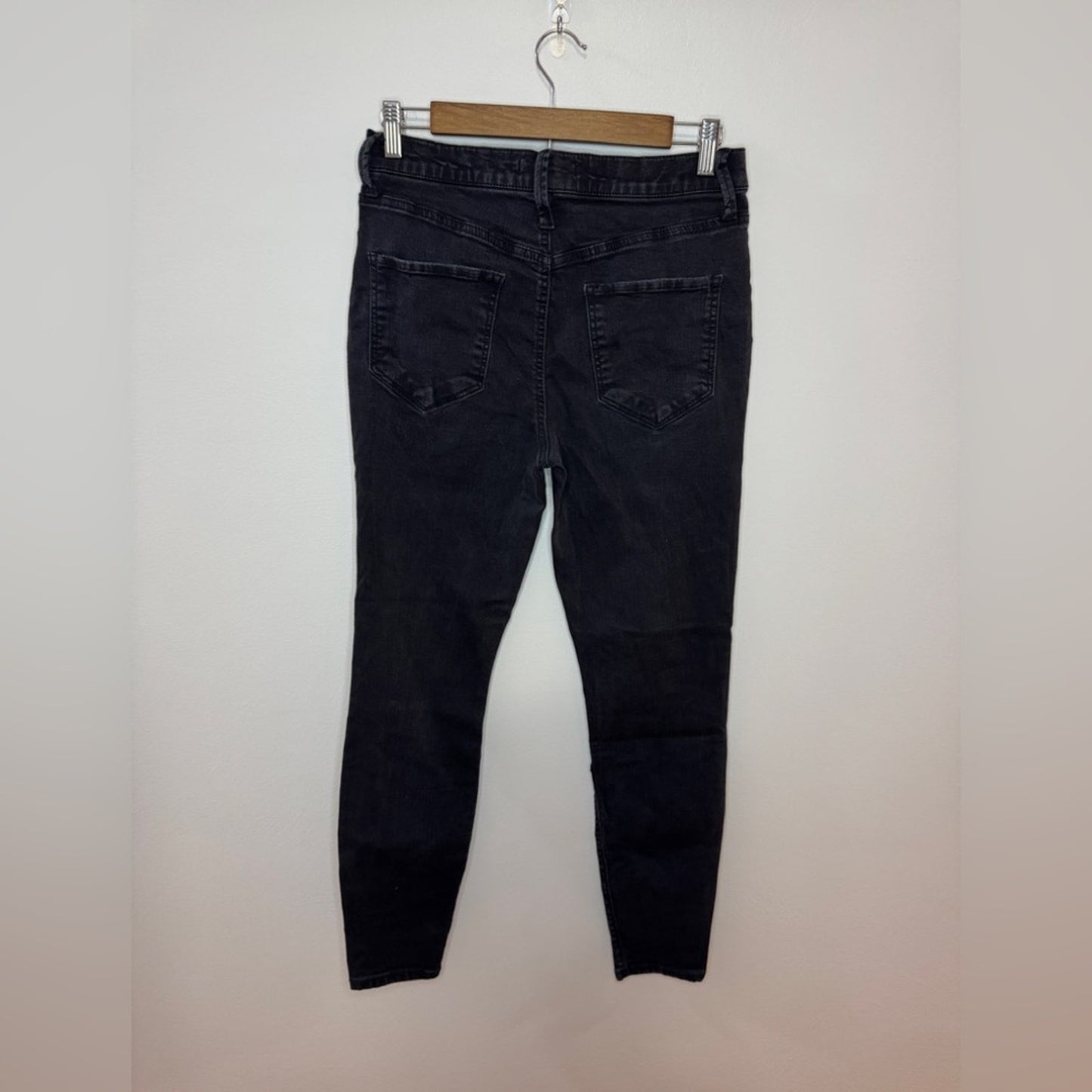 Pre-Owned Size 9 Mudd Black Button Fly High Size Jegging