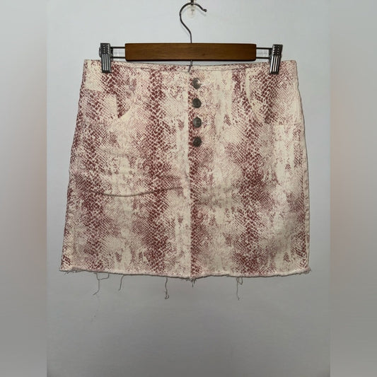 Pre-Owned LG Peach Love Snake Print Button Up Denim Skirt