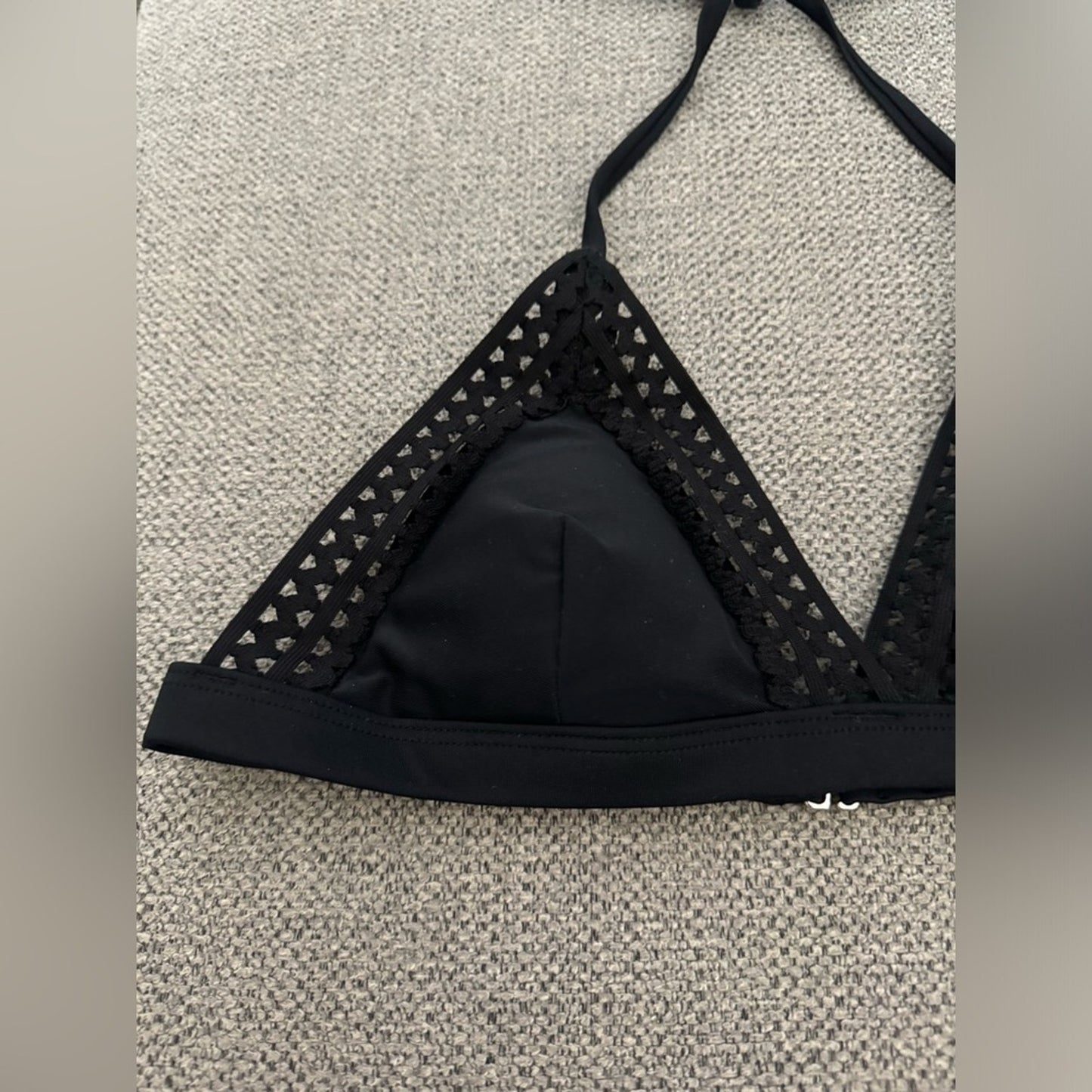 NWT Cupshe Black Border Bikini Top