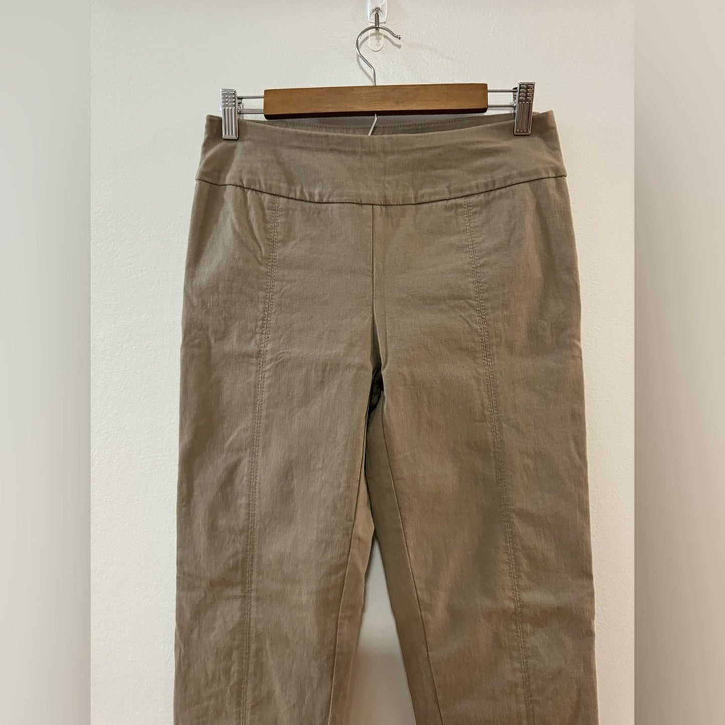 Pre-Owned Size 6 Zac and Rachel Khaki Tan Pants