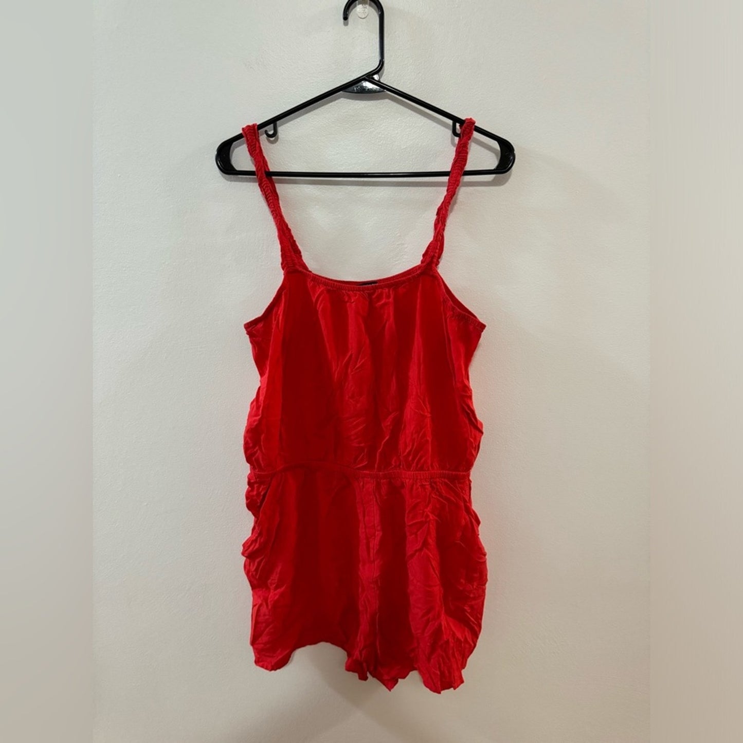 Pre-Owned LG Express Red Romper