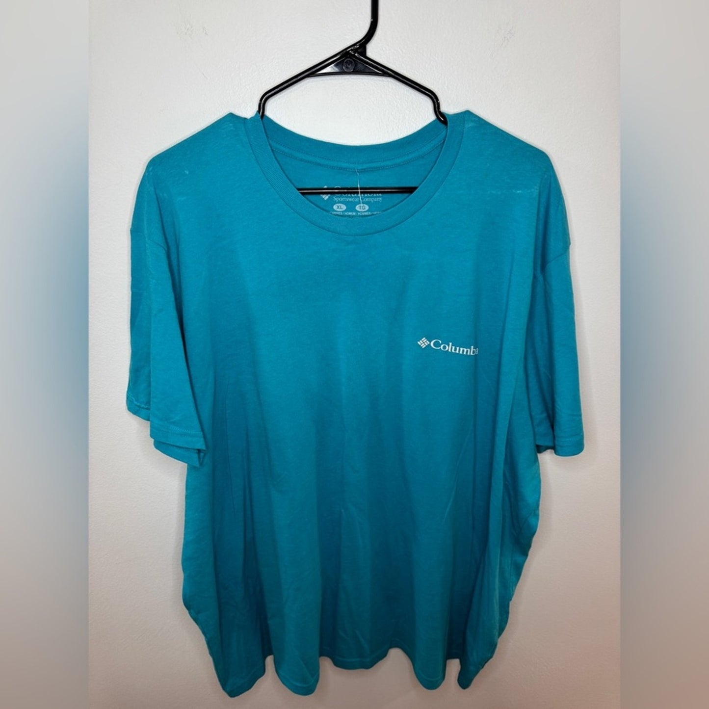 NWT XL Columbia Teal Graphic Logo T-Shirt