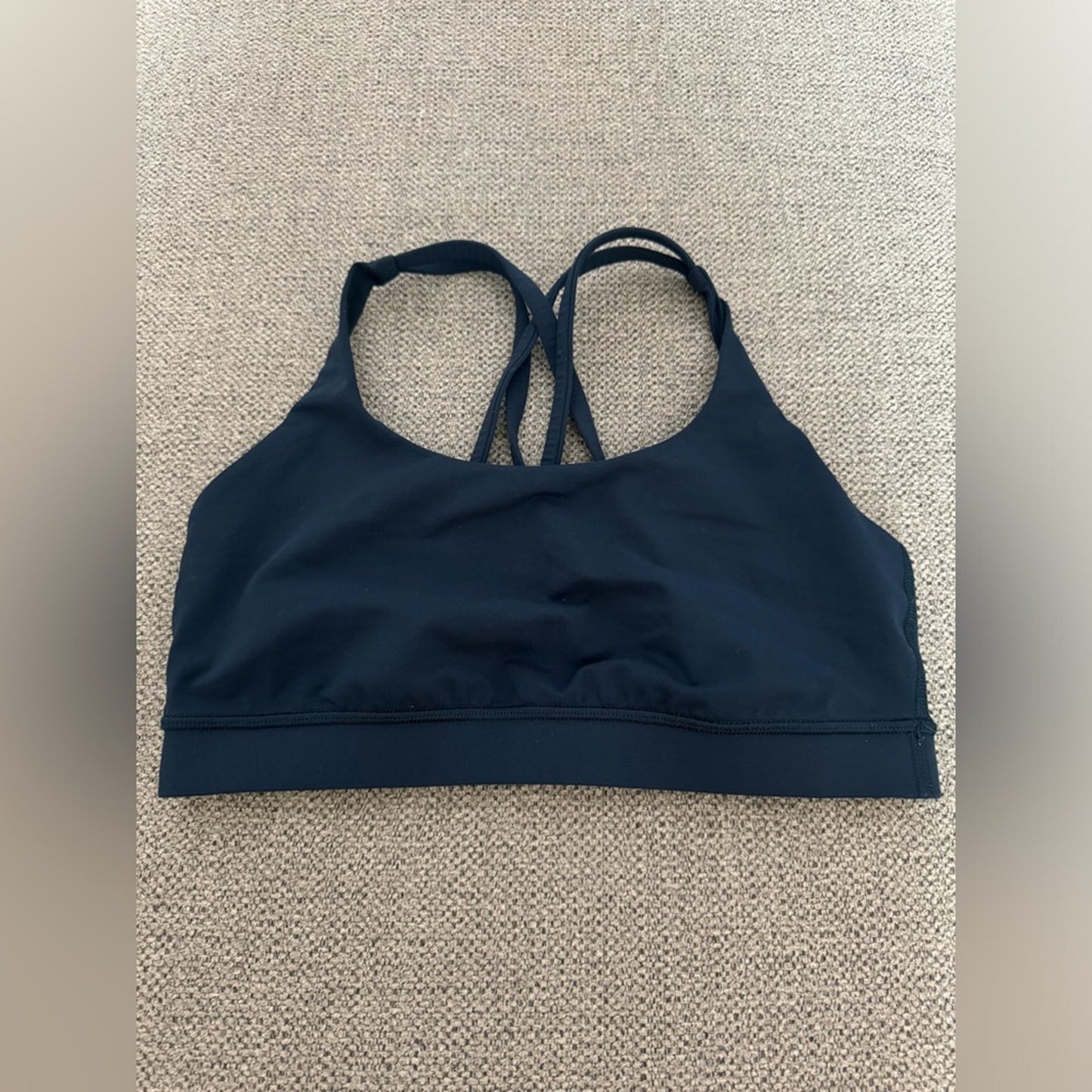 Pre-Owned Size 8 Lululemon Energy Sports Bra in Navy