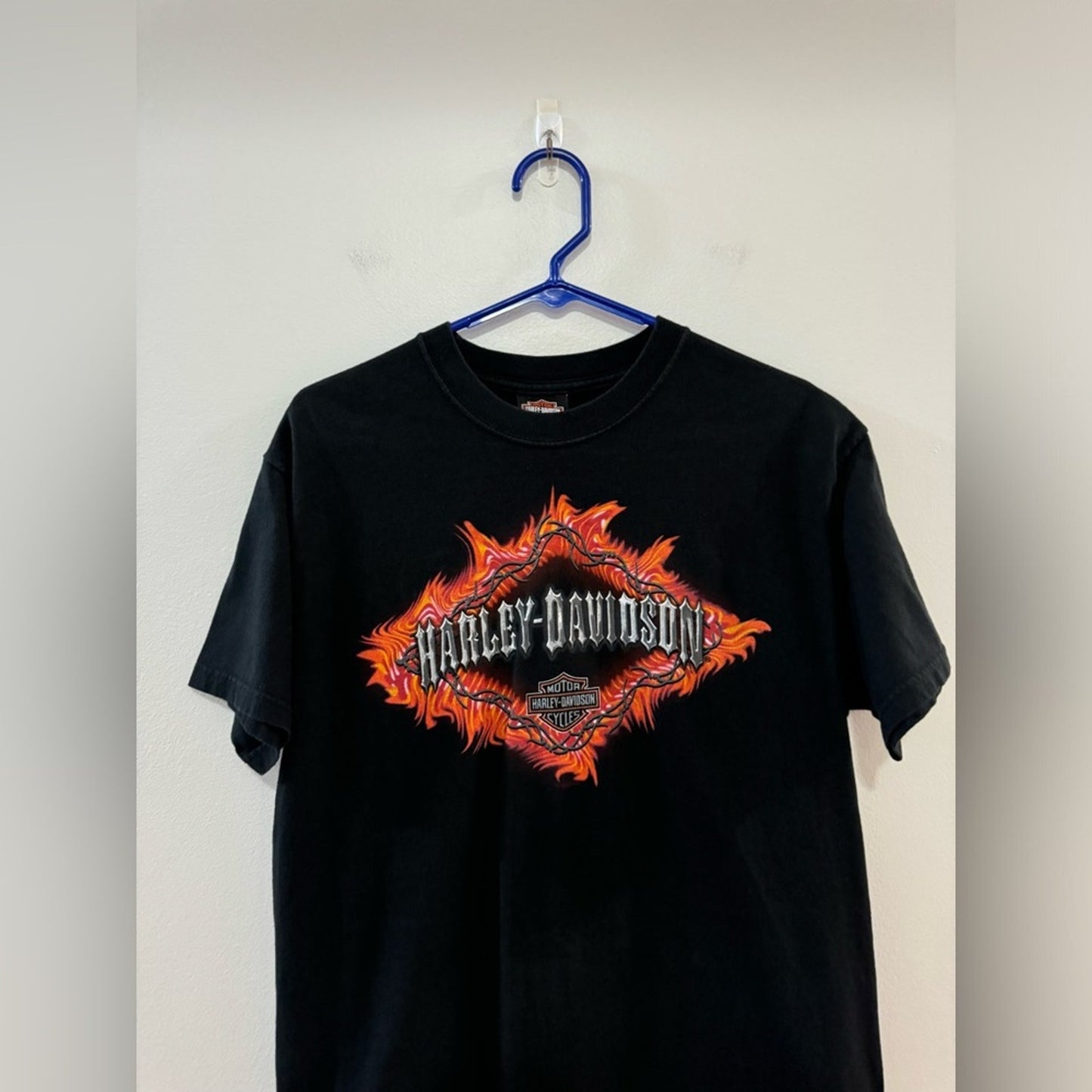 MD Harley Davidson Black Barbed wire Mile High Aurora, CO Short Sleeve Shirt