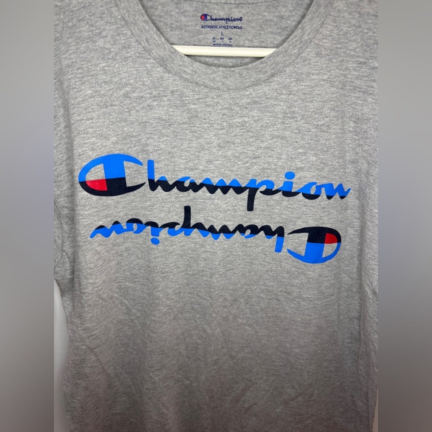 Pre-Owned LG Champion Logo Graphic T-Shirt