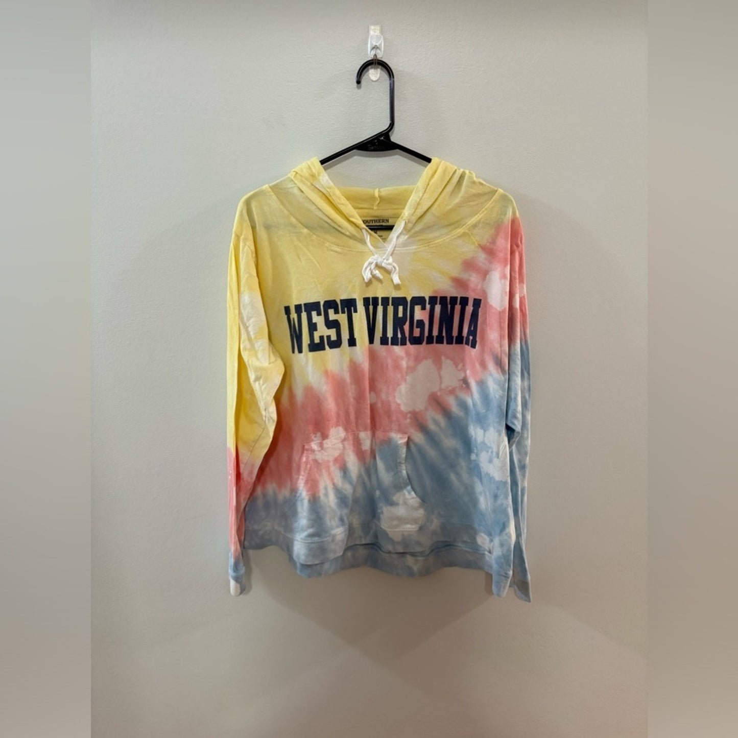 Pre-Owned MD Southern Spirit West Virginia WVU Tie Dye Hooded Long Sleeve