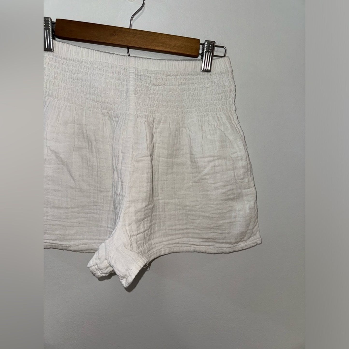 Pre-Owned SM Lotus and Luna White Cotton Shorts