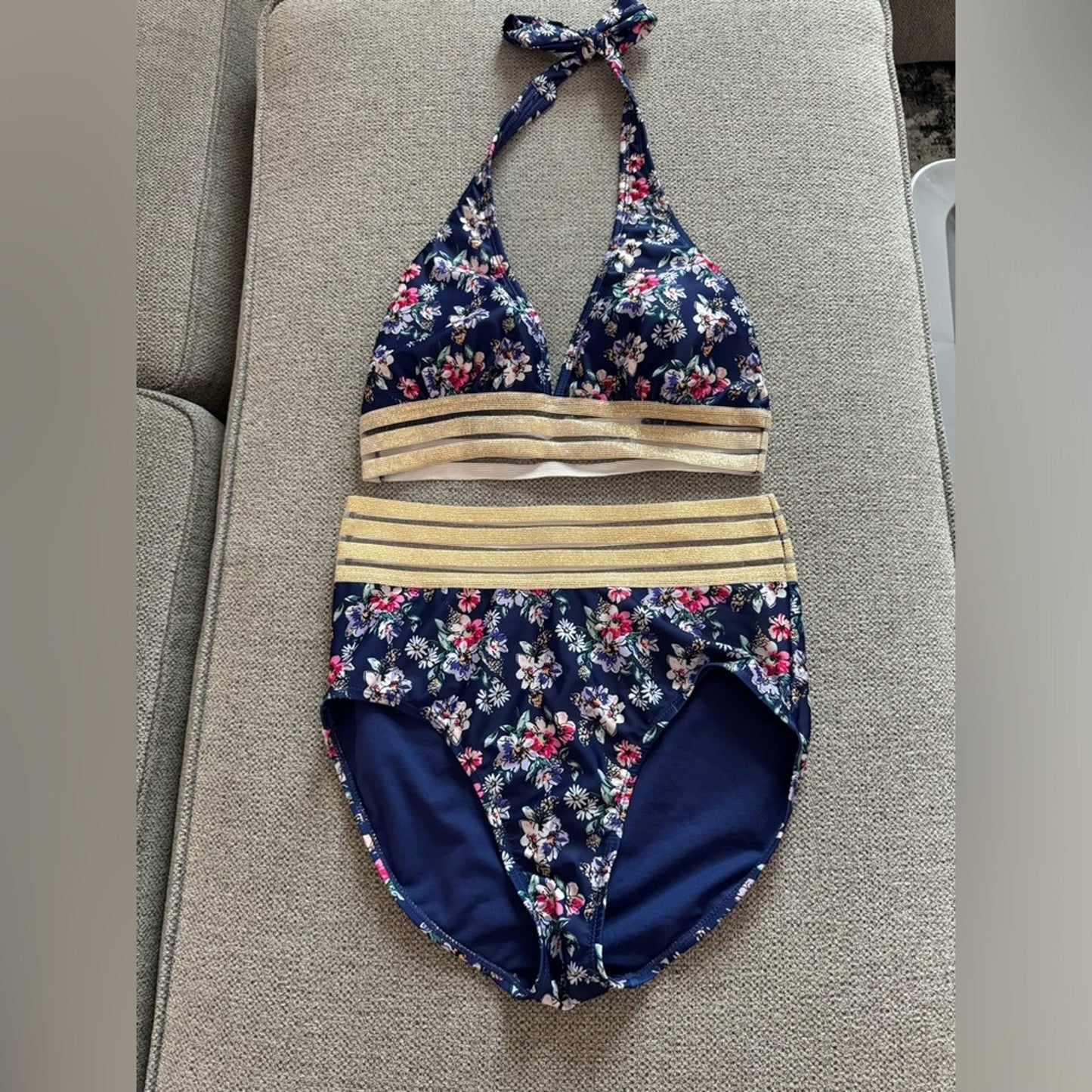 Pre-Owned MD Nicole Miller Floral/Blue/Gold Bathing Suit